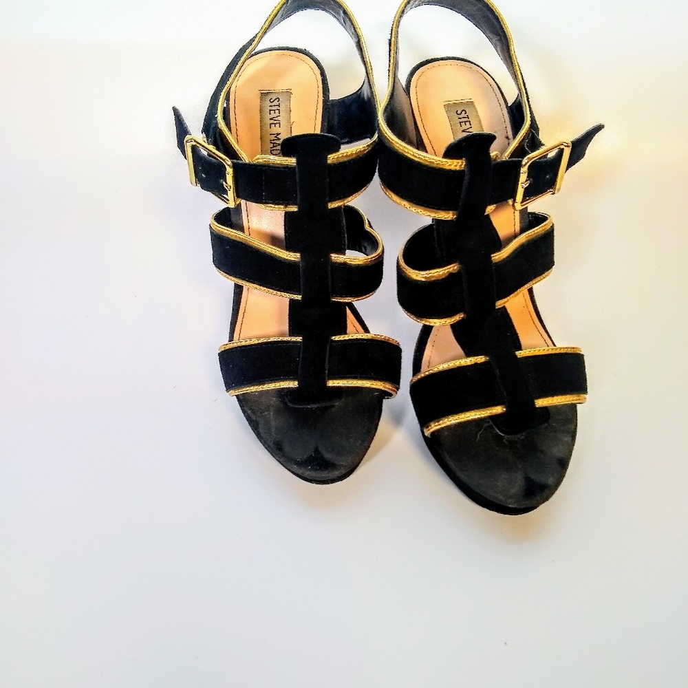 Super cute Steve Madden gold and black high heels! - Picture 4 of 8
